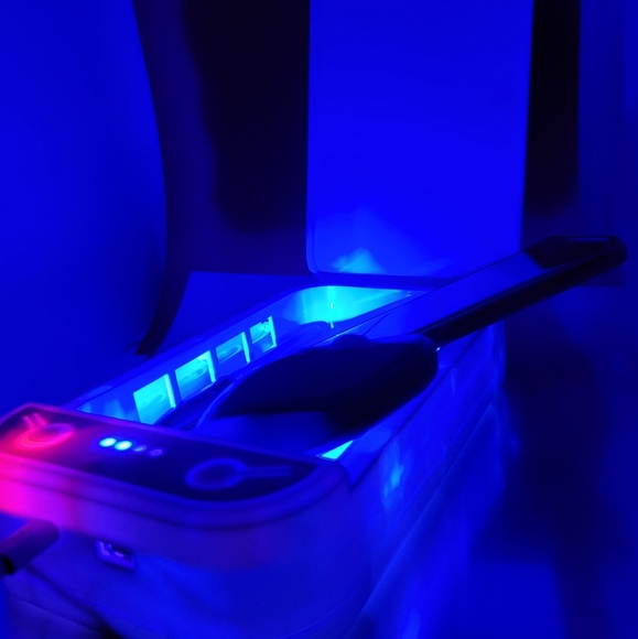 NEW, STERILIZE/ AROMATHERAPY/ CHARGER - Picture 4 of 16